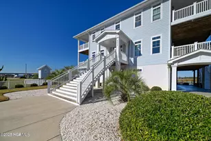 111 N New River Dr, Surf City, NC 28445 - Photo 17