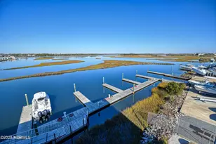 111 N New River Dr, Surf City, NC 28445 - Photo 25