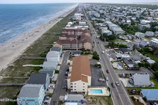 1004 Carolina Beach Ave S, Carolina Beach, NC 28428 - Photo 3