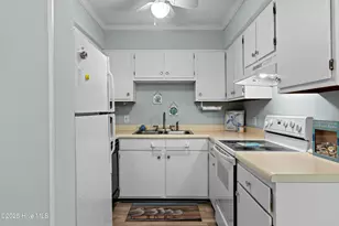 1004 Carolina Beach Ave S, Carolina Beach, NC 28428 - Photo 13