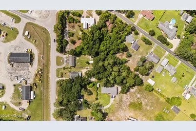 690 Chatham Street, Newport, NC 28570 - Photo 1