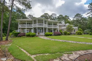 1064 Tresses Ct, Vass, NC 28394 - Photo 9