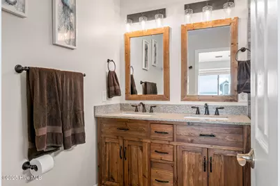 982 Ocean Boulevard W, Holden Beach, NC 28462 - Photo 25