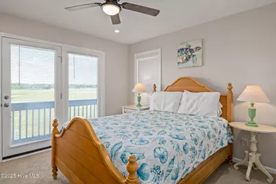 982 Ocean Boulevard W, Holden Beach, NC 28462 - Photo 11