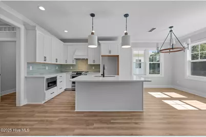 4070 Reunion Pointe Lane, New Bern, NC 28562 - Photo 7