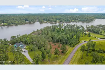 170 Waters Edge E Lane, Oriental, NC 28571 - Photo 9