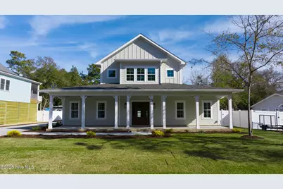 120 NE 17th Street, Oak Island, NC 28465 - Photo 15
