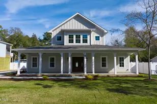 120 NE 17th St, Oak Island, NC 28465 - Photo 15