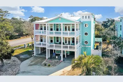 102 SE 68th Street, Oak Island, NC 28465 - Photo 5