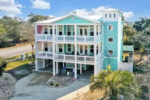 102 SE 68th St, Oak Island, NC 28465 - Photo 5