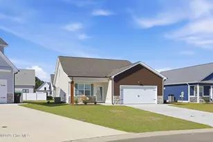1032 Seven Iron Dr, Ayden, NC 28513 - Photo 3