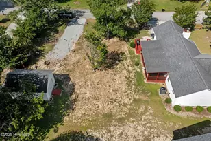 803 Wood Creek Dr, Hubert, NC 28539 - Photo 7