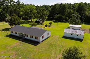 1738 Nc 306 Hwy S, Grantsboro, NC 28529 - Photo 5