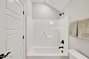 7370 Foxbriar Dr, Leland, NC 28451 - Photo 33