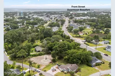 203 Sherwood Boulevard, Beaufort, NC 28516 - Photo 3