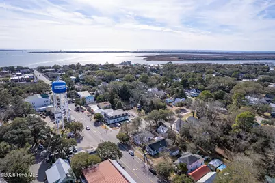 102 W Brown Street, Southport, NC 28461 - Photo 57