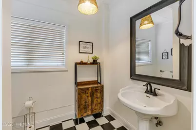 102 W Brown Street, Southport, NC 28461 - Photo 37