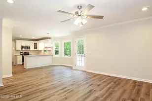 10250 Timber Ridge Ct SE, Leland, NC 28451 - Photo 9