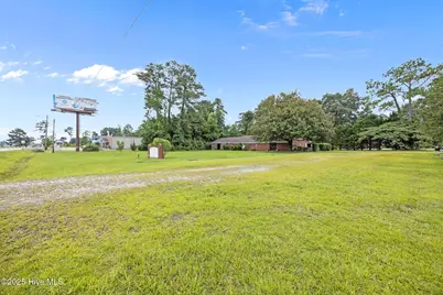 275 W US 70 Highway W, Havelock, NC 28532 - Photo 25