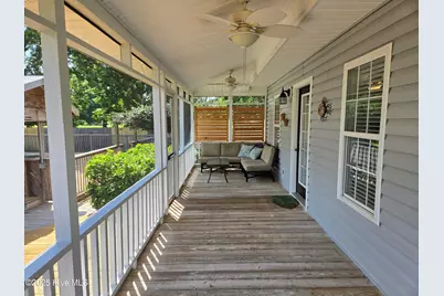 121 Schley Avenue, Lake Waccamaw, NC 28450 - Photo 25