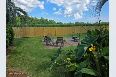 121 Schley Avenue, Lake Waccamaw, NC 28450 - Photo 37