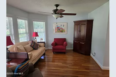 121 Schley Avenue, Lake Waccamaw, NC 28450 - Photo 5