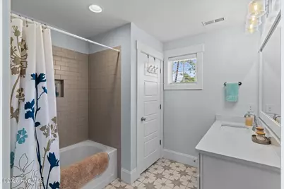 304 W 11th Street, Southport, NC 28461 - Photo 49