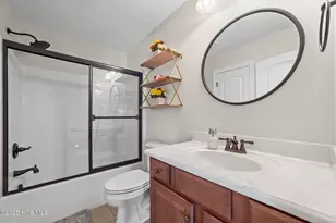 1620 Brook Hollow Dr, Greenville, NC 27834 - Photo 33