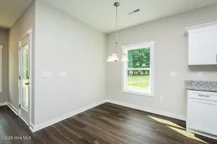107 Chester Pl, Pikeville, NC 27863 - Photo 7