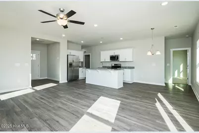 114 Chester Place, Pikeville, NC 27863 - Photo 13