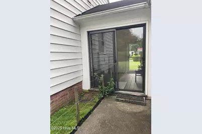 707 Cameron Drive, Kinston, NC 28501 - Photo 17