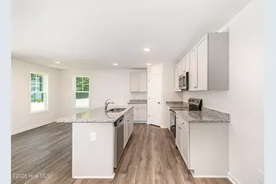 73 W Emily Gardens Drive, Selma, NC 27576 - Photo 17