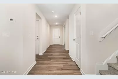 73 W Emily Gardens Drive, Selma, NC 27576 - Photo 5