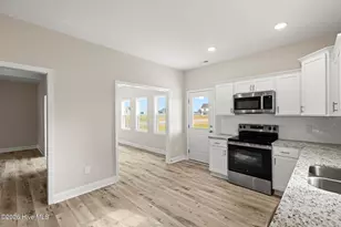 909 Wild Azalea Wy, Hubert, NC 28539 - Photo 11