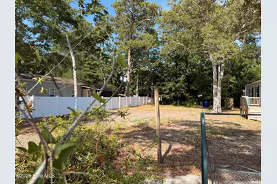 310 NE 75th Street, Oak Island, NC 28465 - Photo 5