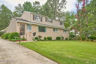 825 N Saylor St, Southern Pines, NC 28387 - Photo 5