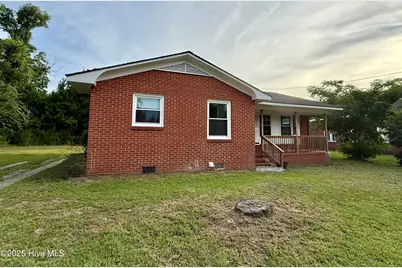 105 Rhodes Street, Williamston, NC 27892 - Photo 5
