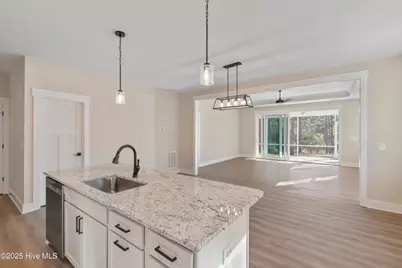 560 Kennedy Circle, Southport, NC 28461 - Photo 17