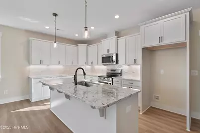 560 Kennedy Circle, Southport, NC 28461 - Photo 13