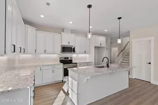 560 Kennedy Cir, Southport, NC 28461 - Photo 15