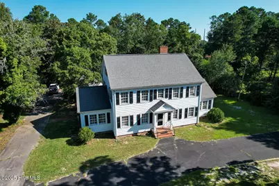 132 W Moore Street, Candor, NC 27229 - Photo 3
