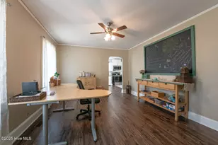 132 W Moore St, Candor, NC 27229 - Photo 9