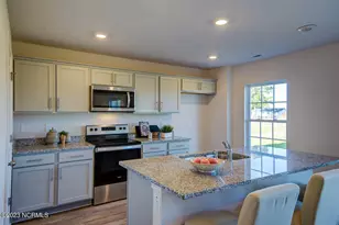 1009 Middlecrest Dr, Rocky Mount, NC 27804 - Photo 17