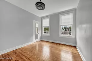 8 S 7th St, Wilmington, NC 28401 - Photo 17