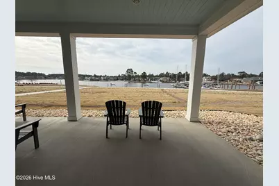 2072 Royal Pines Drive, New Bern, NC 28560 - Photo 17