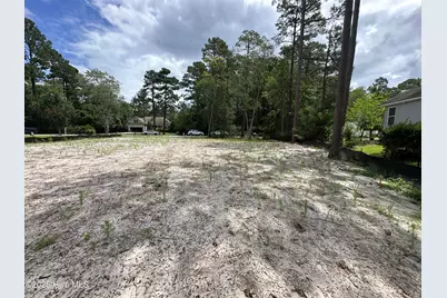2072 Royal Pines Drive, New Bern, NC 28560 - Photo 9