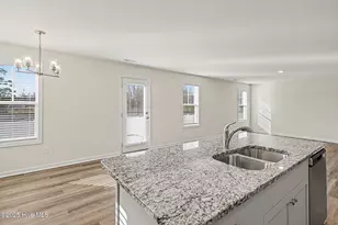 40 E Emily Gardens Dr, Selma, NC 27576 - Photo 11