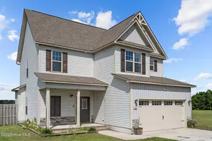 113 Woodwater Dr, Richlands, NC 28574 - Photo 3