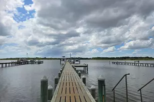 429 Live Oak Rd, Newport, NC 28570 - Photo 81