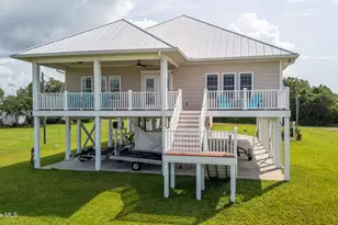 429 Live Oak Rd, Newport, NC 28570 - Photo 77